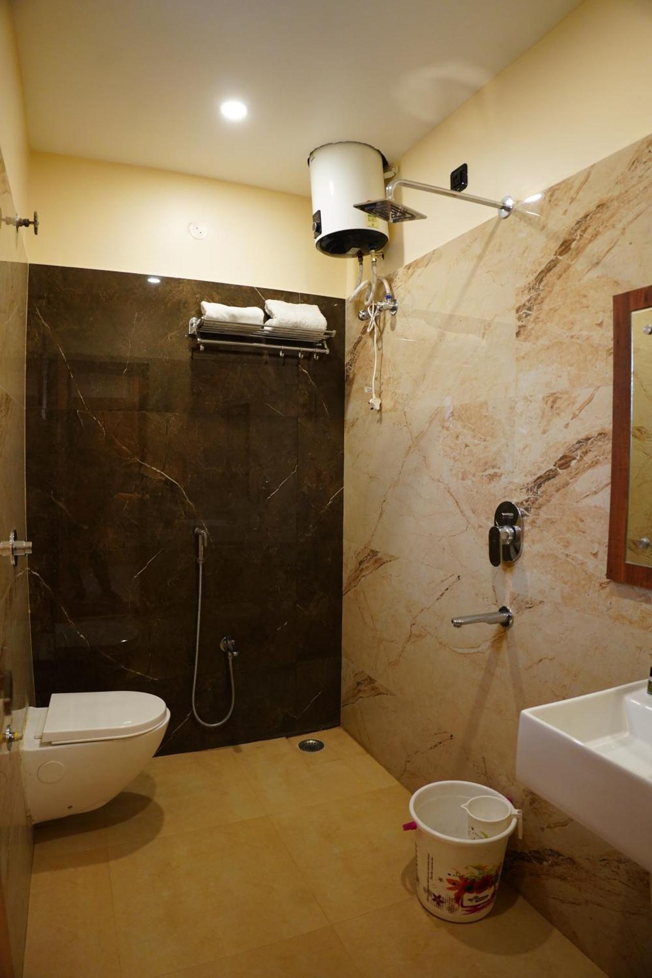 The Marutinandan Grand Hotell Deoghar Eksteriør bilde