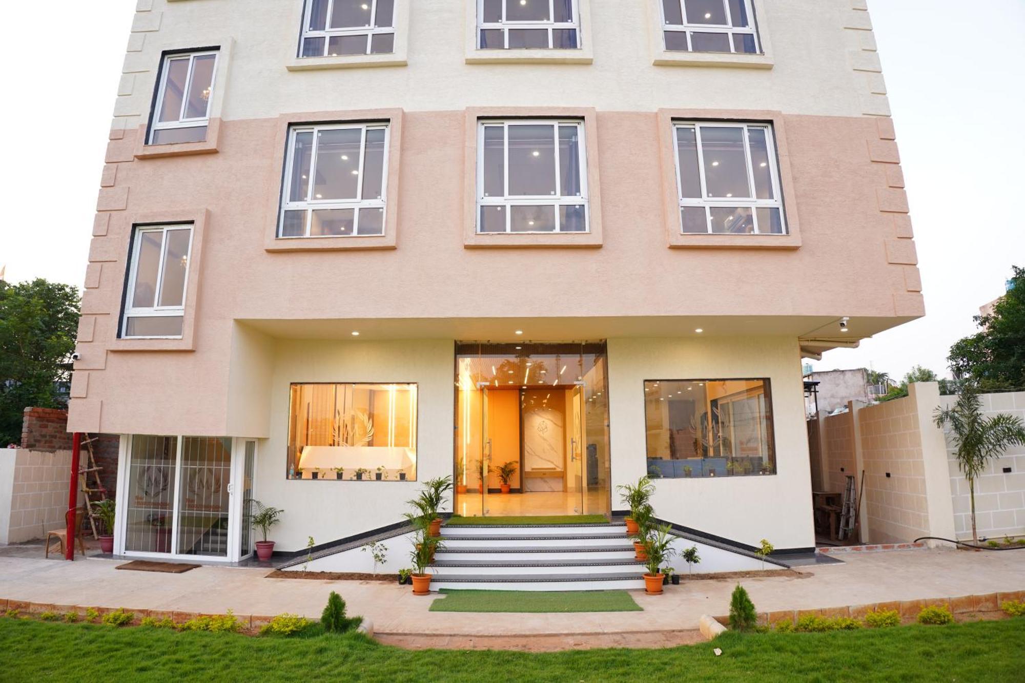 The Marutinandan Grand Hotell Deoghar Eksteriør bilde