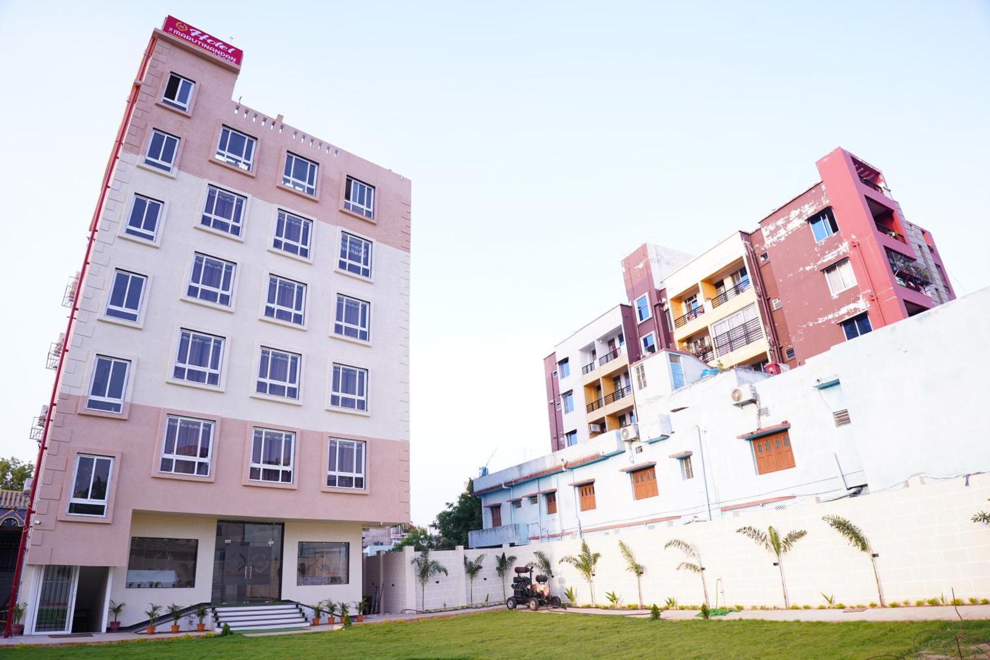 The Marutinandan Grand Hotell Deoghar Eksteriør bilde