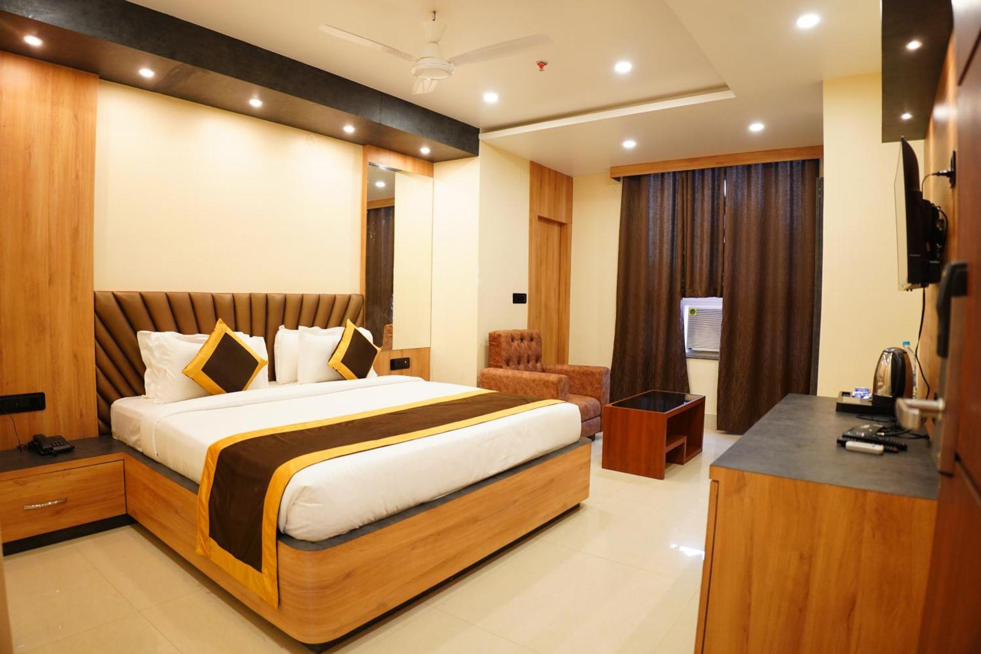 The Marutinandan Grand Hotell Deoghar Eksteriør bilde