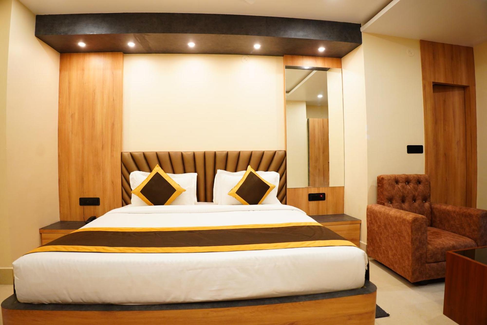 The Marutinandan Grand Hotell Deoghar Eksteriør bilde